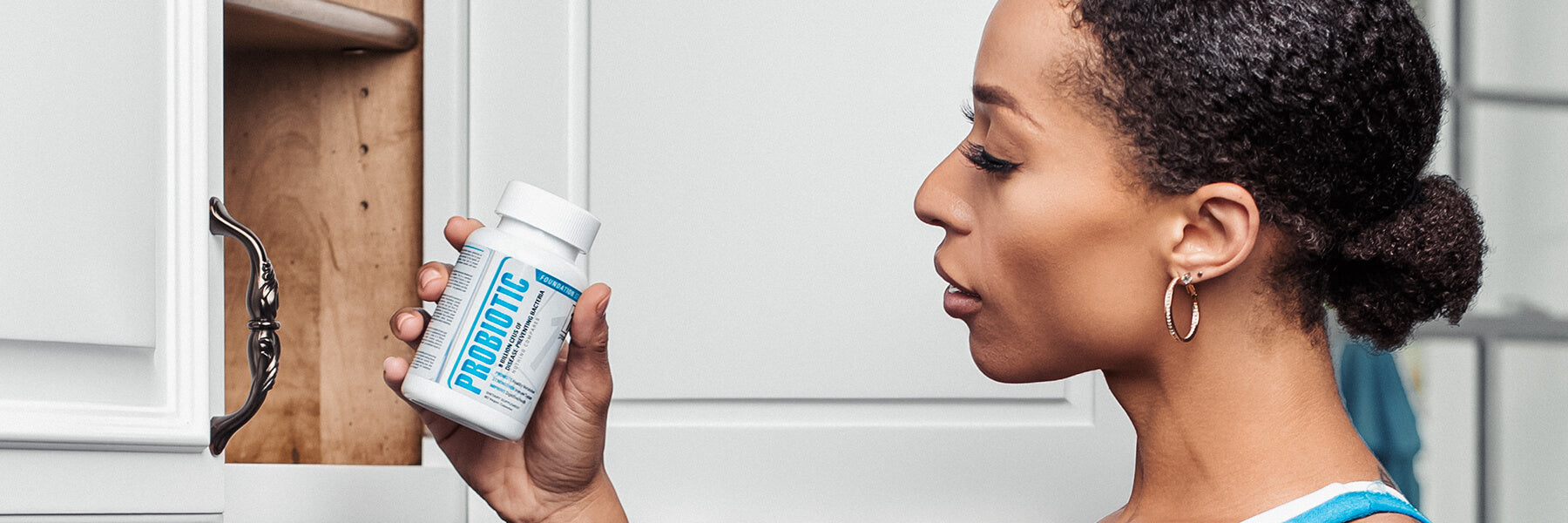 Woman with 1st Phorm Probiotic