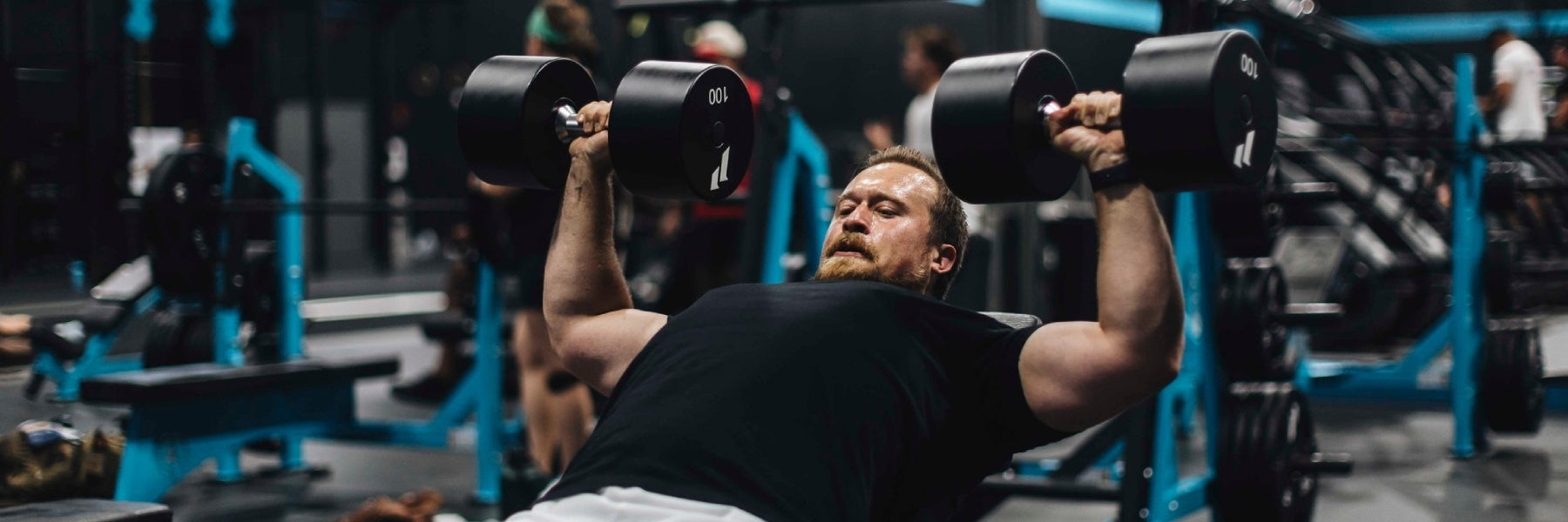 Which Bench Is Better: Incline vs Flat Bench
