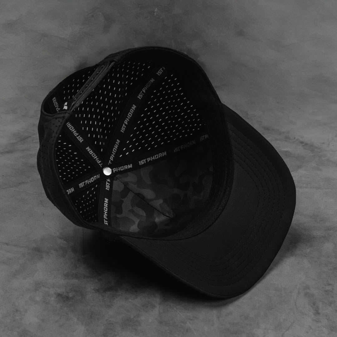 #color_black-camo