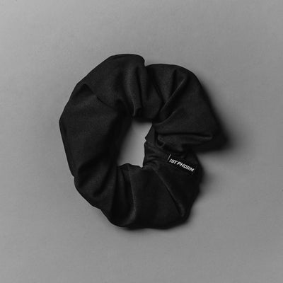 1P Scrunchie