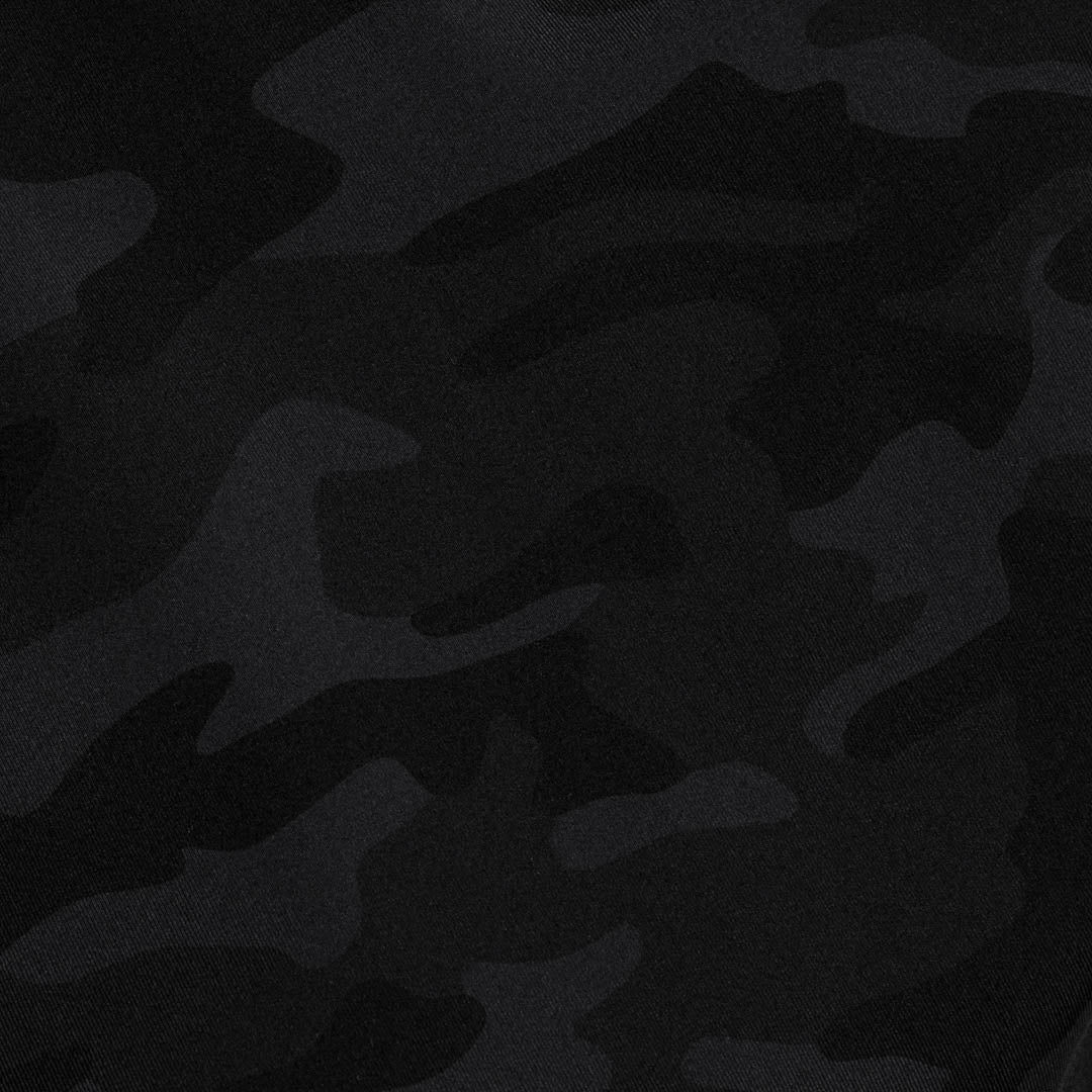 #color_black-camo